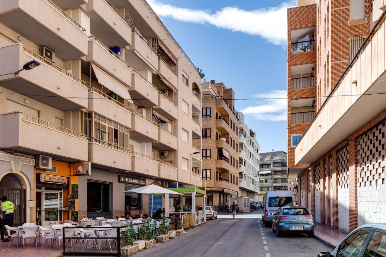 Apartment Studio Relax Torrevieja Dış mekan fotoğraf